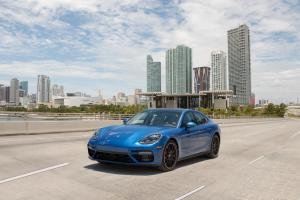 Porsche Panamera Turbo 2016 года (NA)